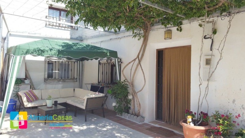 Town House For Sale In Lucar