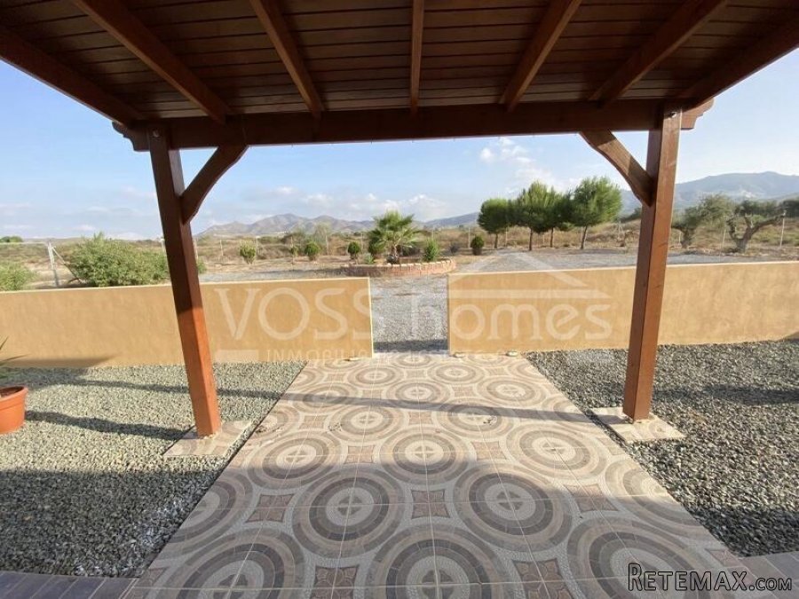 NEW TO VOSS HOMES - An impressive, larger than average.. - 6