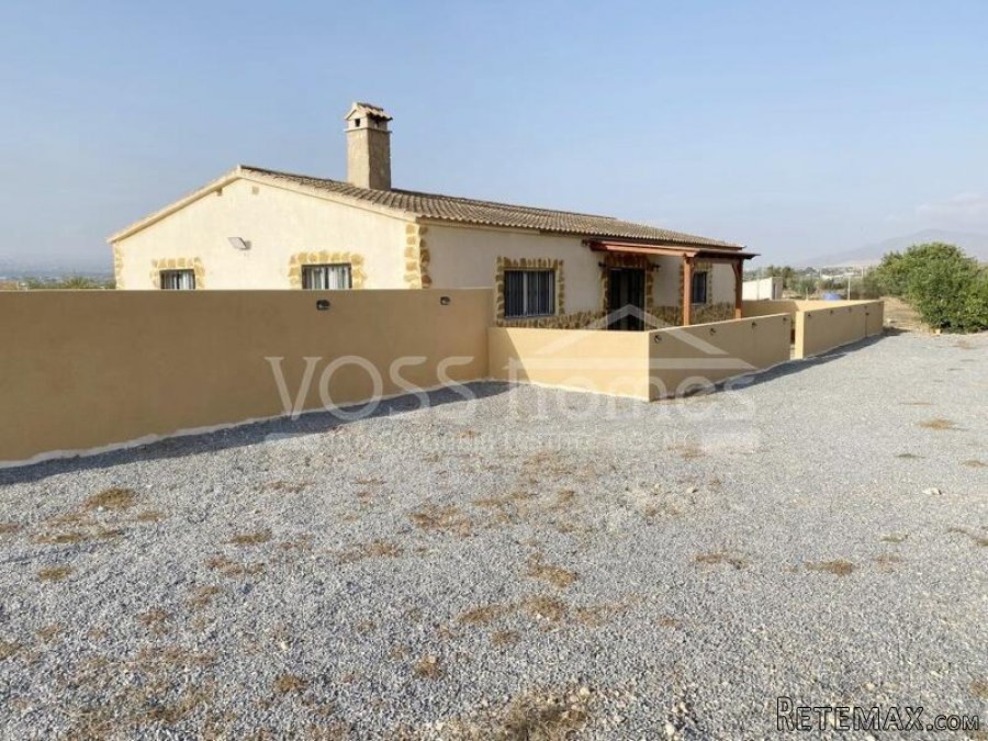NEW TO VOSS HOMES - An impressive, larger than average.. - 8