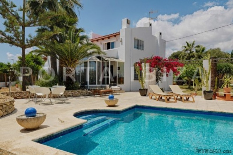 Well kept country house near Ibiza