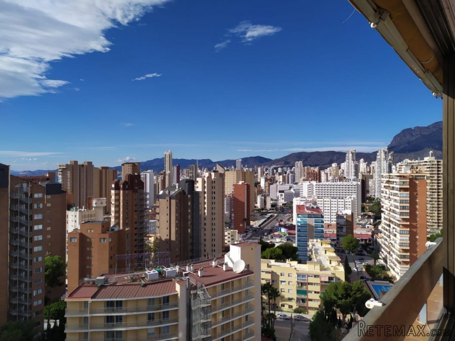 Apartamento de 79 m2 con 23 m2 de terraza y vistas..
