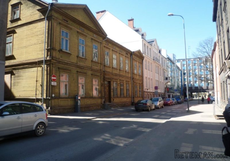 House Ownership In A Quiet City Center.. - 2