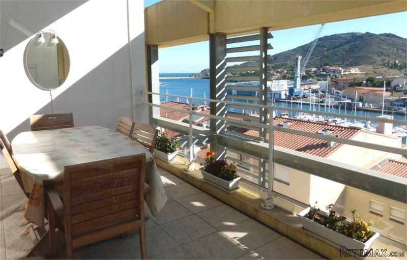 Sea Views From This 2 Bed Apartment..