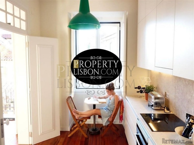 Amazing 2-bedroom apartment by river..