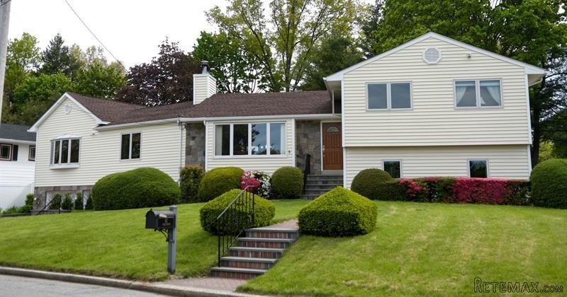 3 bedroom House For Sale: 61 Iselin..