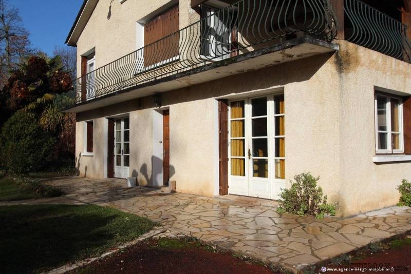 Ref 30036 : Sans Voisin Proche! - 2