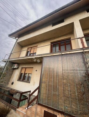 NAŠICE - Kuća uz glavnu cestu sa okućnicom! 279m2 - 3