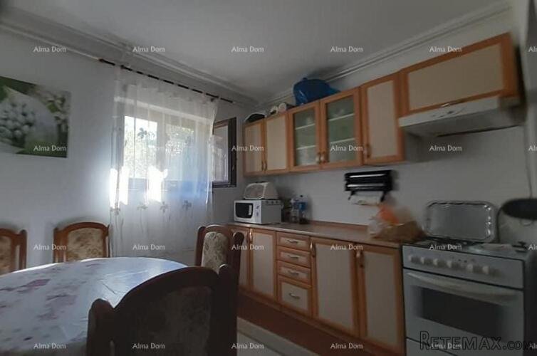 Prodaje se kuća u Puli. Kuća ima uporabnu dozvolu - 4