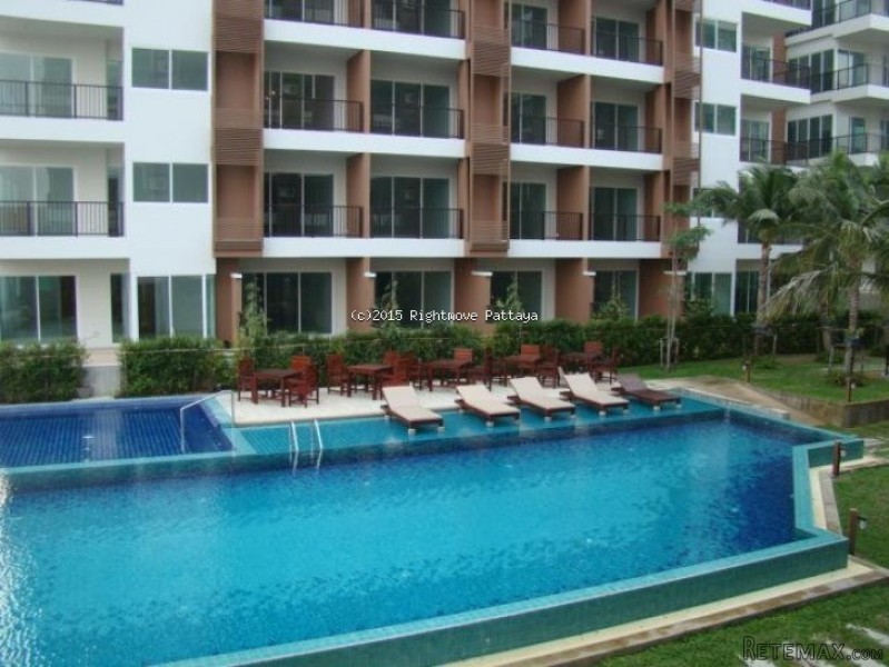 2 Bedroom Condo for sale in Pratumnak -..