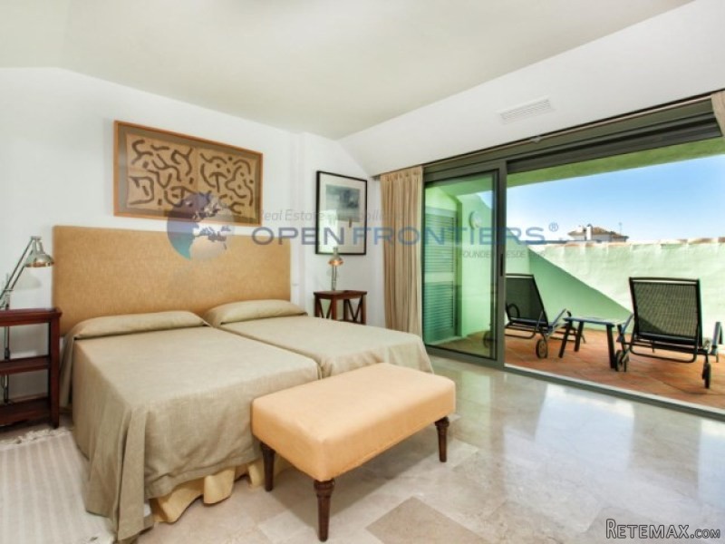 Sotogrande Marina Duplex Apartment