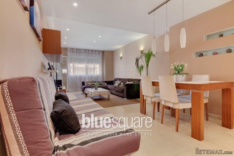 Stunning modern 3 bedroom apartment - 2