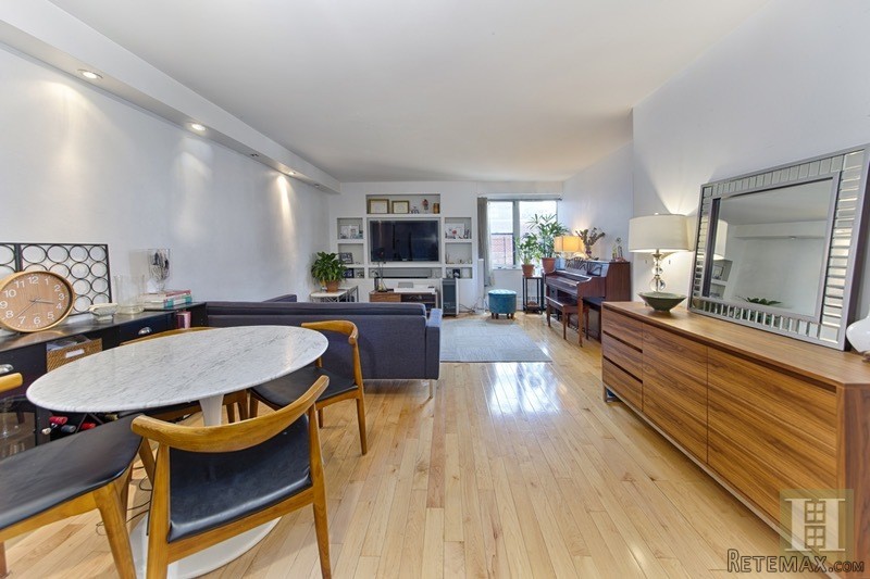 2 bedroom Apartment For Sale: 1175 YORK..
