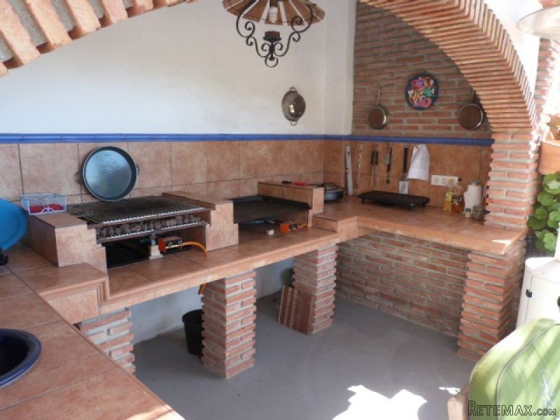 5 bedroom, 3 bathroom Townhouse, (build.. - 2