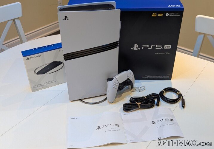 Sony PlayStation PS5 Pro i Sony PlayStation PS5 Slim Konzole - 2