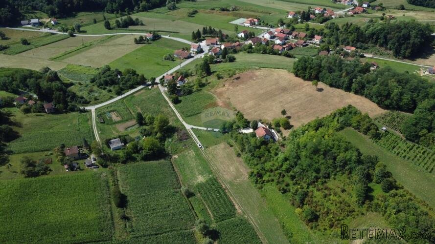 Tuhelj, Velika Horvatska, građevinsko zemljište s nasadom or - 2