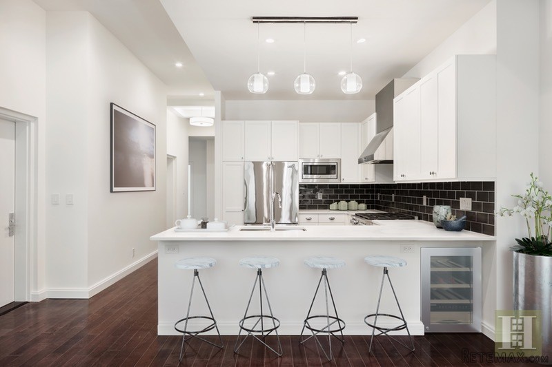 4 bedroom Apartment For Sale: 320 WEST.. - 2
