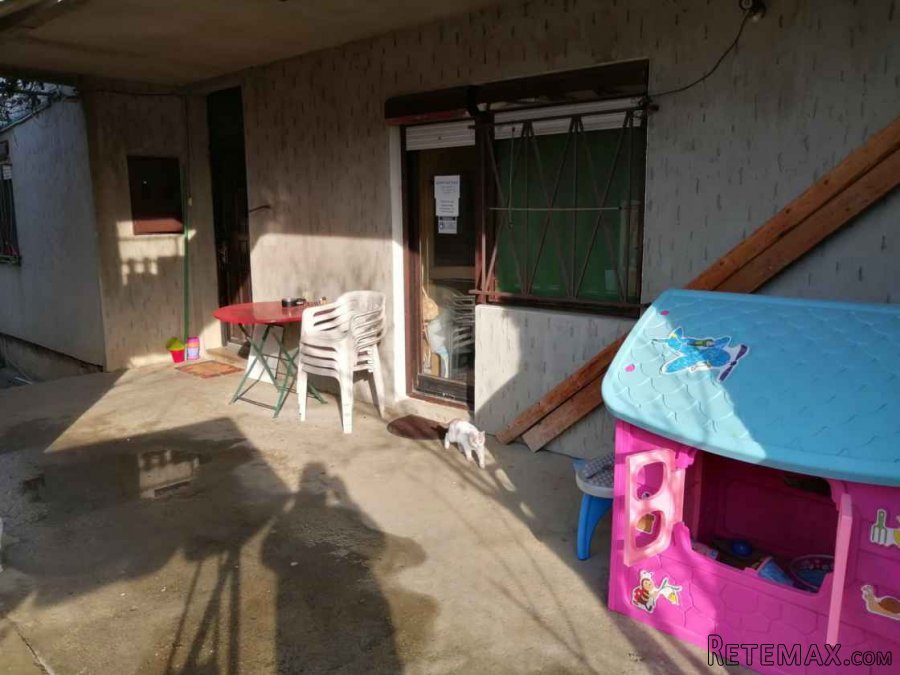 Kuca Medakovic Padina 230m2 + 50m2 garaza - 3