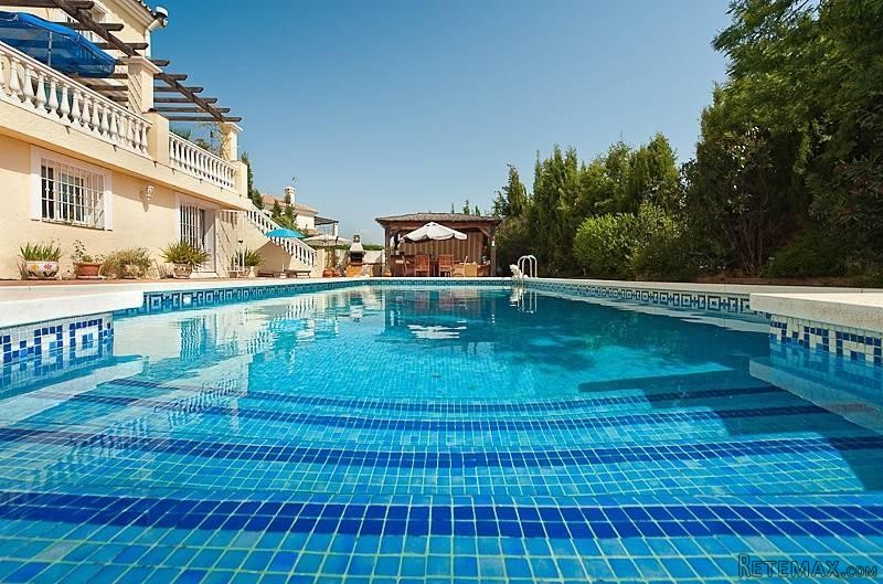 4 bedroom villa for sale
