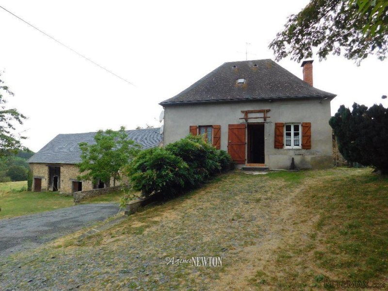 Correze. Estivaux. Farmhouse, barn..