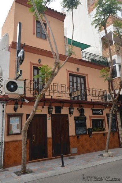 2 Bedrooms - - Malaga - For Sale