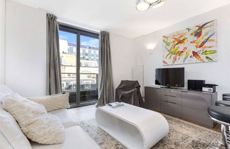 Picton Place, London, W1U - 2