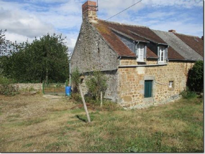 Former Farmhouse with Outbuldings