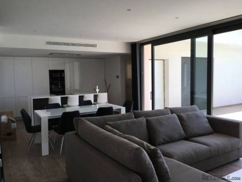 3 Bedroom 2 Bathroom Villa In Santiago.. - 2