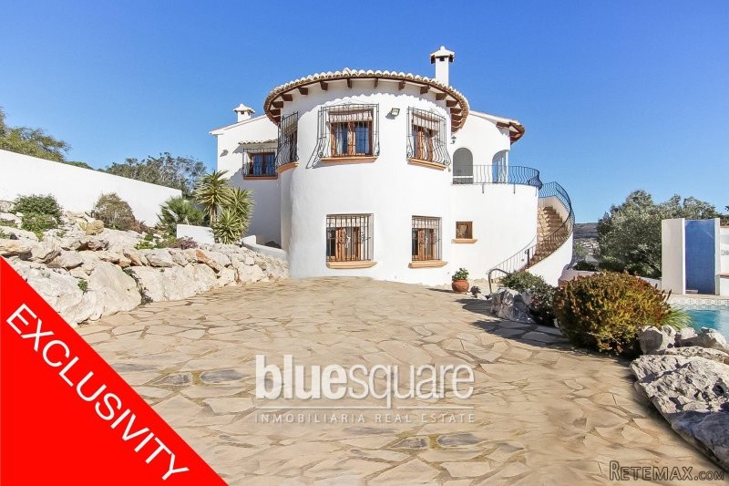 EXCLUSIVE. Stunning 4 bedroom villa..