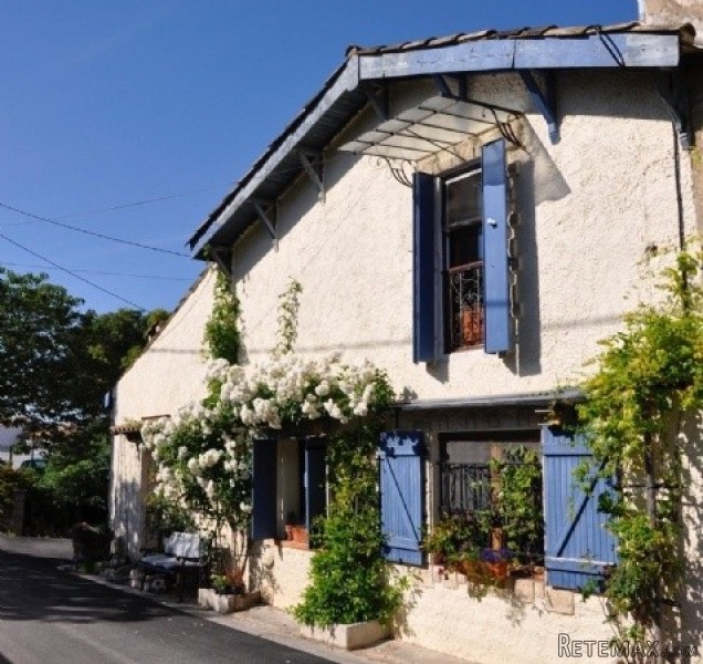 Bright Renovated Stone House With 3..
