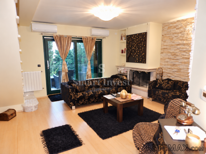 OPATIJA, strogi centar dvojna kuća od 260 m2 blizu mora