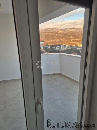 APARTMAN POTKROVLJE 95m2-novogradnja