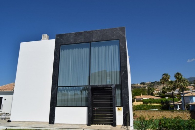 HM5S2830 - Villa For sale in El Herrojo.. - 2