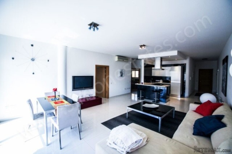 Flat, Luxurious Finish