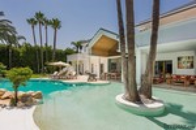 6 Bedrooms - Villa - Malaga - For Sale - 2