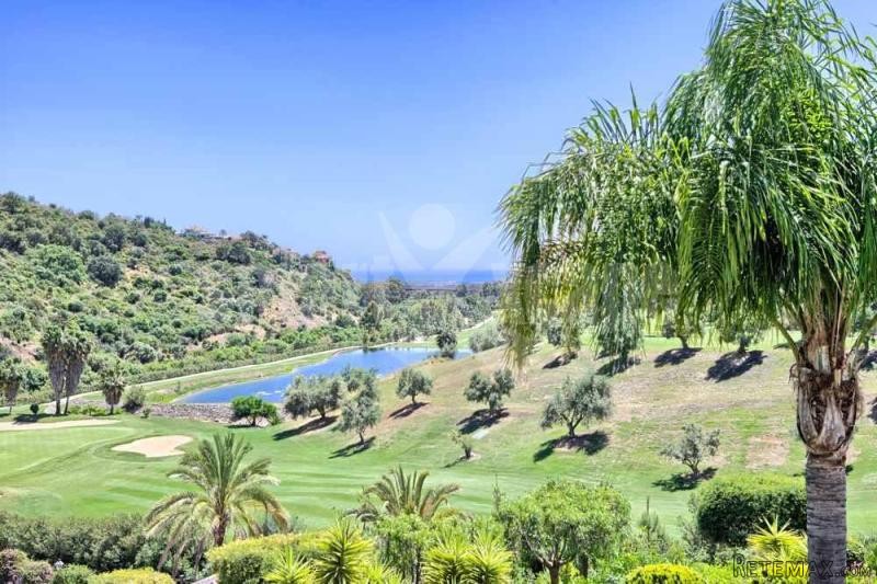 Apartment For Sale In La Quinta Golf..