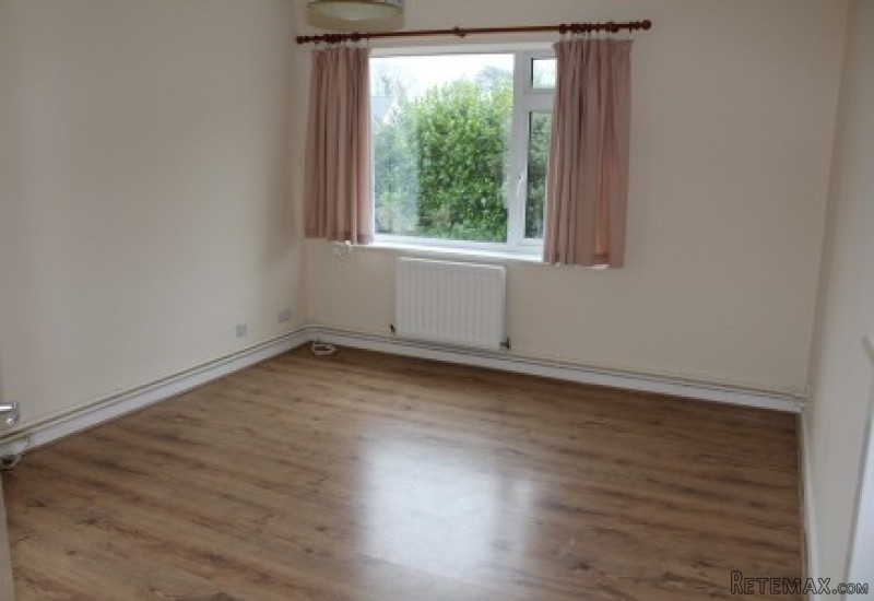 5 Ballure Court, Queens Drive, Ramsey - 2