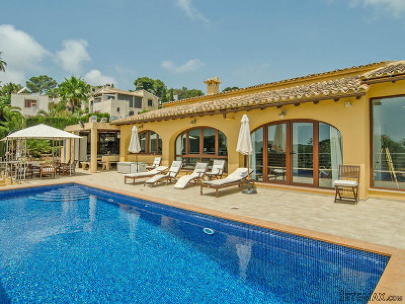 5 Bedrooms - Villa - Alicante - For Sale - 2