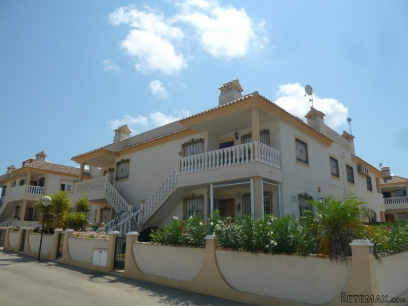 2 Bedrooms Apartment For Sale