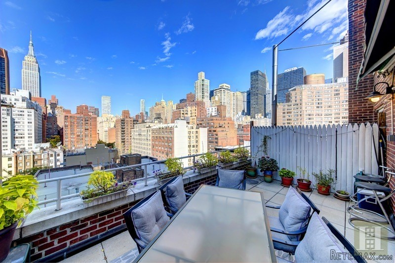 1 bedroom Apartment For Sale: 240 EAST..