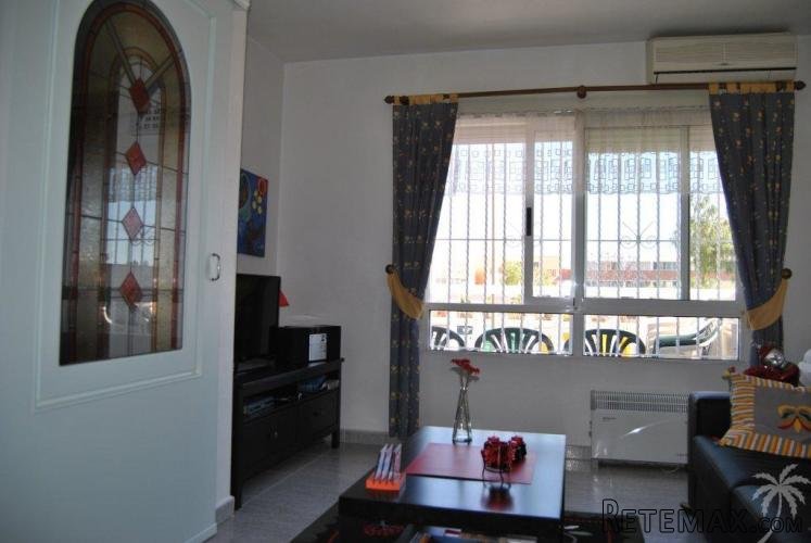 Beautiful attached property at the edge of the Rojales.. - 2