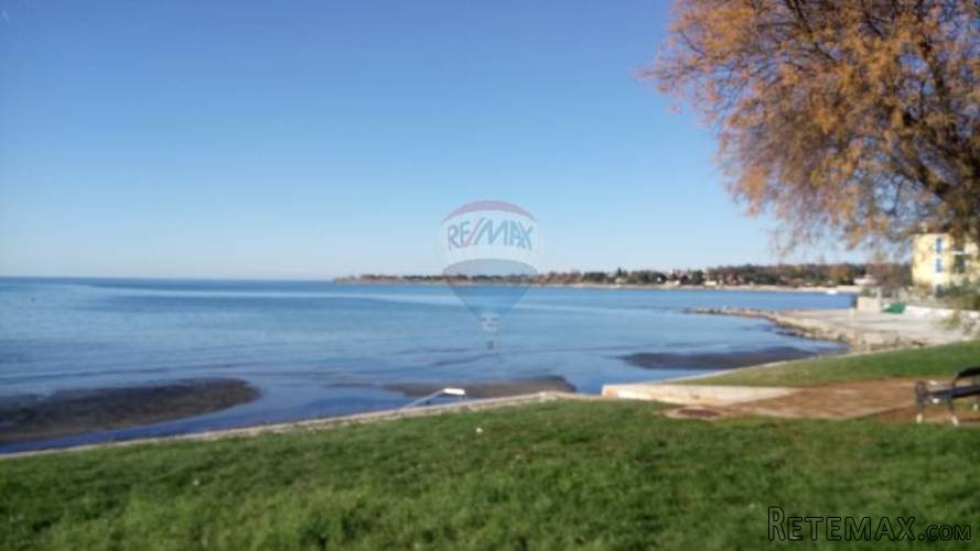Novigrad, kuća u blizini mora i plaže