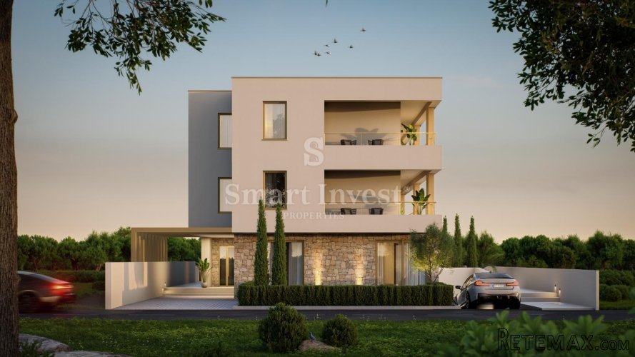UMAG, zemljište od 499 m2 s građevinskom dozvolom! - 2