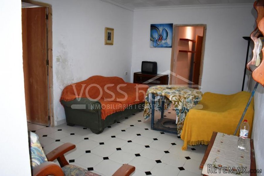A spacious 2 storey village property of 291m2 currrently.. - 7