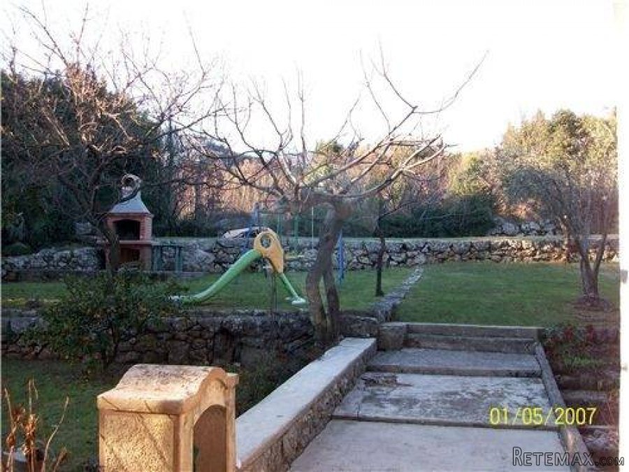 OPATIJA-KUĆA 300m2-890.000.-€ - 2