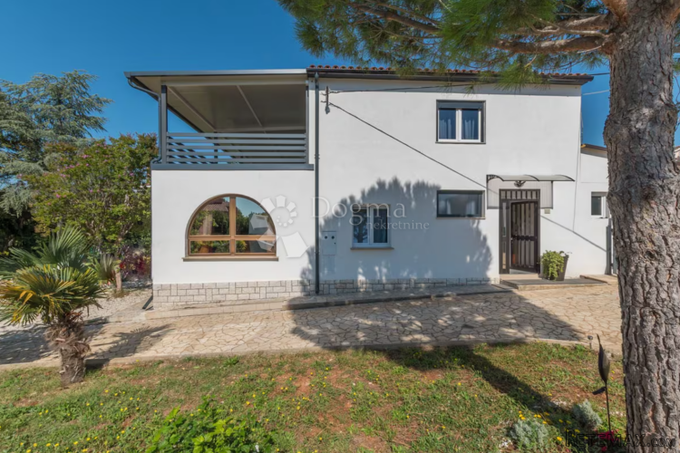 Prostrana kuća u blizini Poreča - 3
