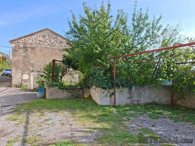 Bribir, Kuća za adaptaciju