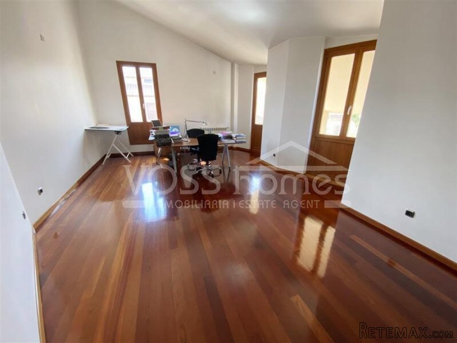 NEW LISTING TO VOSS HOMES - An amazing high quality built.. - 18