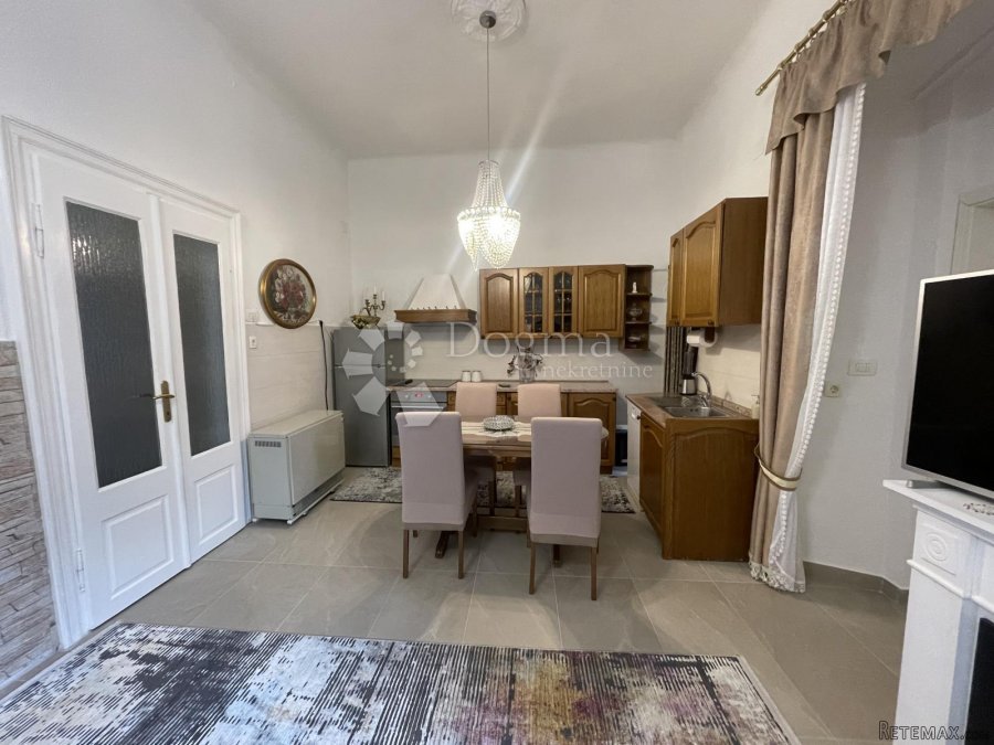 RIJETKOST!! Apartman 83m2 strogi centar Crikvenice - 8
