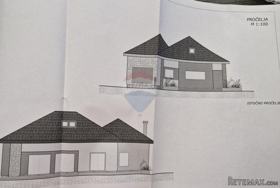 Građevinski teren sa dozvolom za gradnju 539 m2