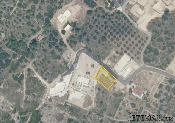 VODICE, Atraktivno građevinsko zemljište pravilnog oblika, 6
